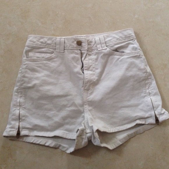 AA Stretch Twill High-Waist Side Zipper Short