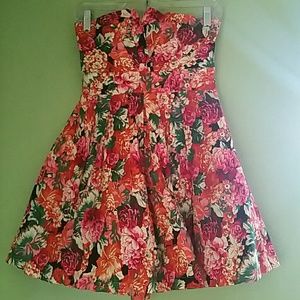 Flower Strapless Dress (Open to Offers)