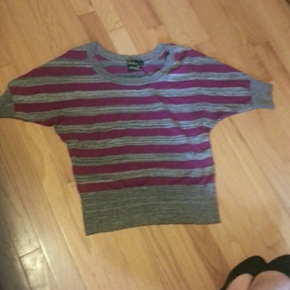 Short sleeve shirt