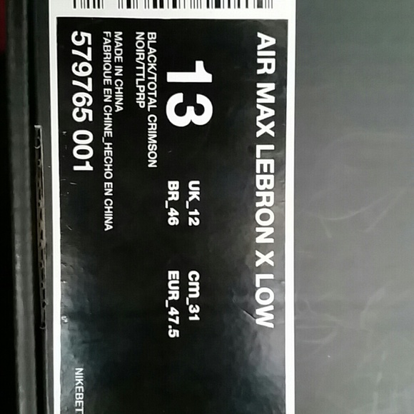 Air Max Lebron x Low - Picture 2 of 4