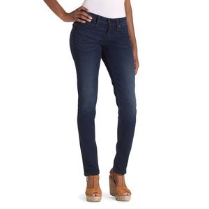 Levi's Bold Curve Low-Rise Skinny. W 3/26. L 30.