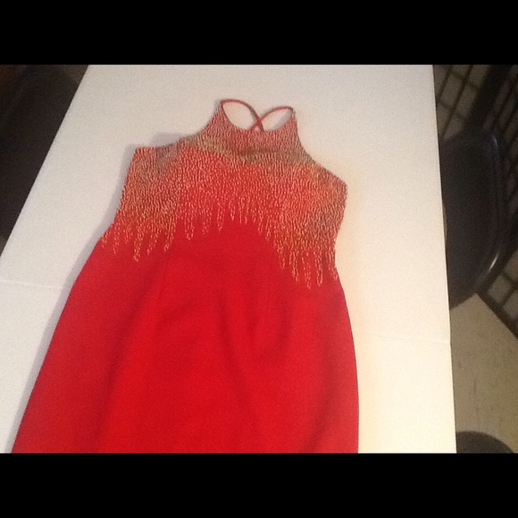 Red Gown party/prom - Picture 3 of 4