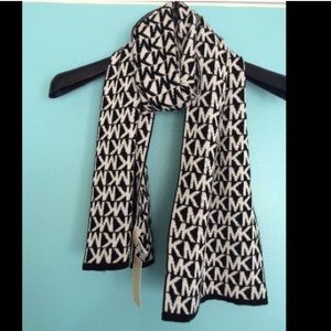 Micheal  Kors BUNDLE