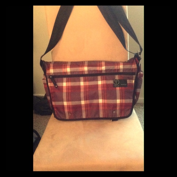 Tumi messenger bag/laptop bag