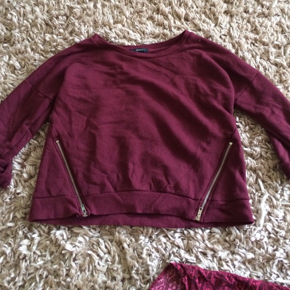 Forever 21 maroon sweater