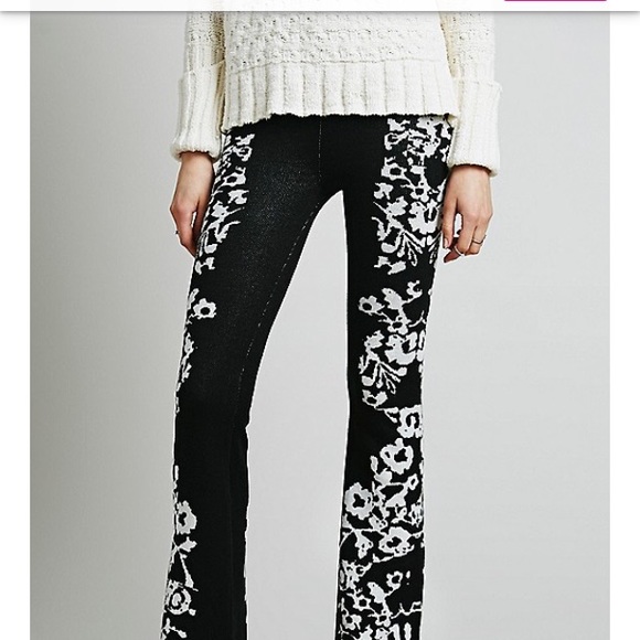 Free People Pants - Free people designed leggings skinny withcool side