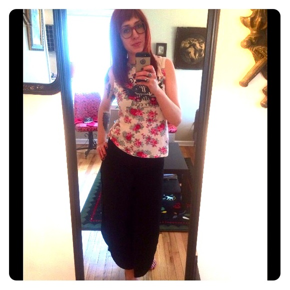 Slit pants - Picture 1 of 3