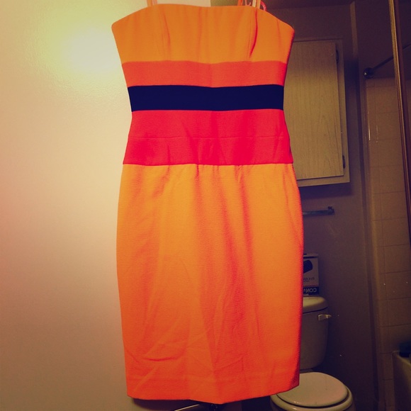 BCBGMAXAZRIA Elegant dress