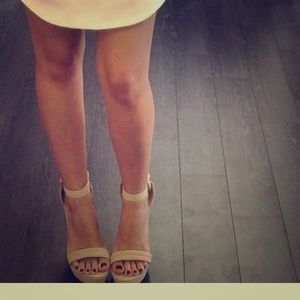 💭ISO THESE WEDGES!💐