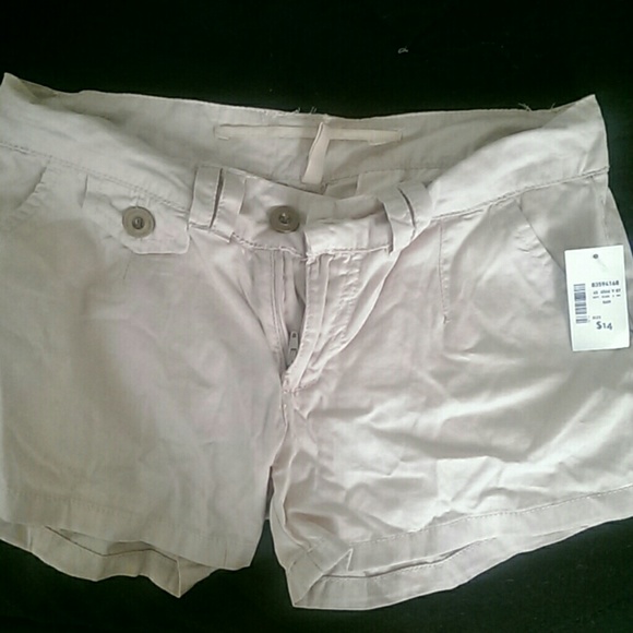 Never worn ! Brand new