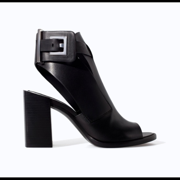 Zara Shoes - Nwt- Zara leather buckle sandals black size36