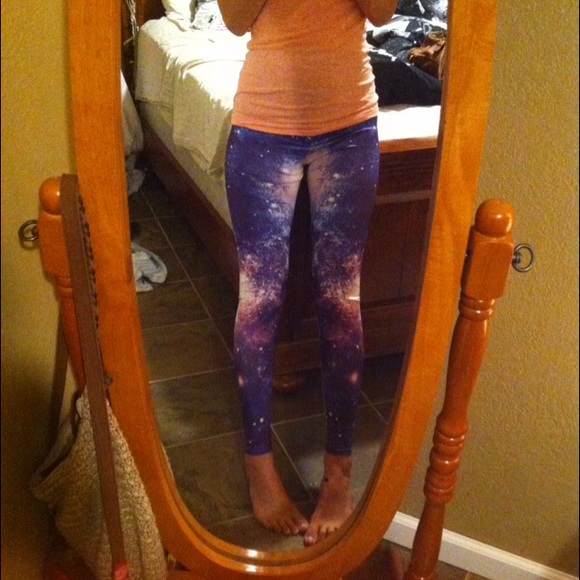 Galaxy leggings - Picture 3 of 3
