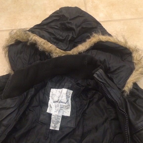 SOLD - Picture 3 of 4