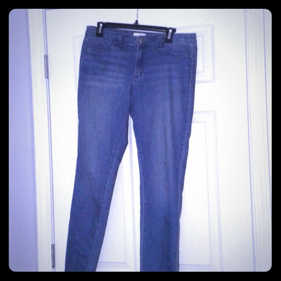 Jessica Simpson kiss me super skinny...