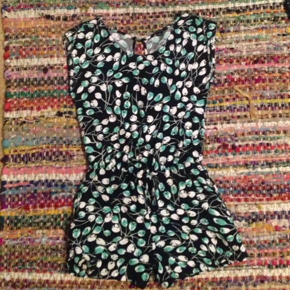 Forever 21 Romper Small