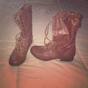 L.E.I combat boots