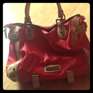 Red and nude Steve Madden purse
