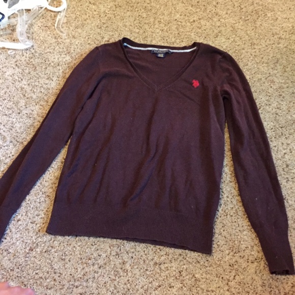 VNeck polo sweater