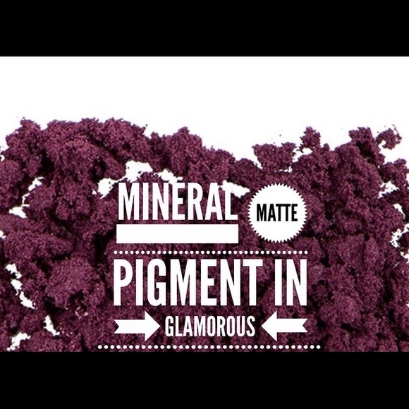 Mineral eye pigments.  All colors