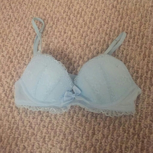 Gilly Hicks lace bra