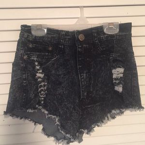 High wasted shorts
