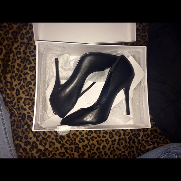 Steve Madden Shoes - 👠STEVE MADDEN POINTY PUMPS👠