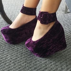 Jeffrey campbell The POINTE platforms