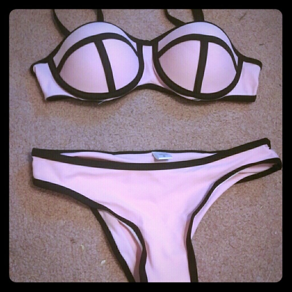 ❌Trading❌ NEW Swimsuit