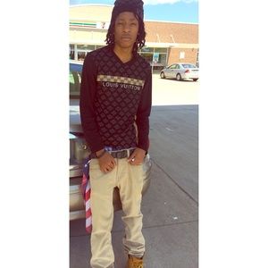 Meet Seller @TreSKIII757 Follow My Instagram