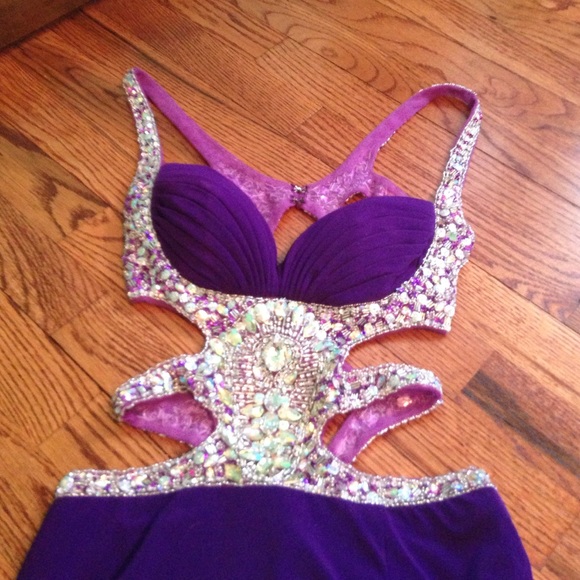 Jasz Couture purple prom dress - Picture 2 of 3