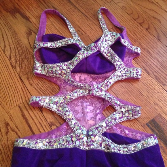 Jasz Couture purple prom dress - Picture 3 of 3
