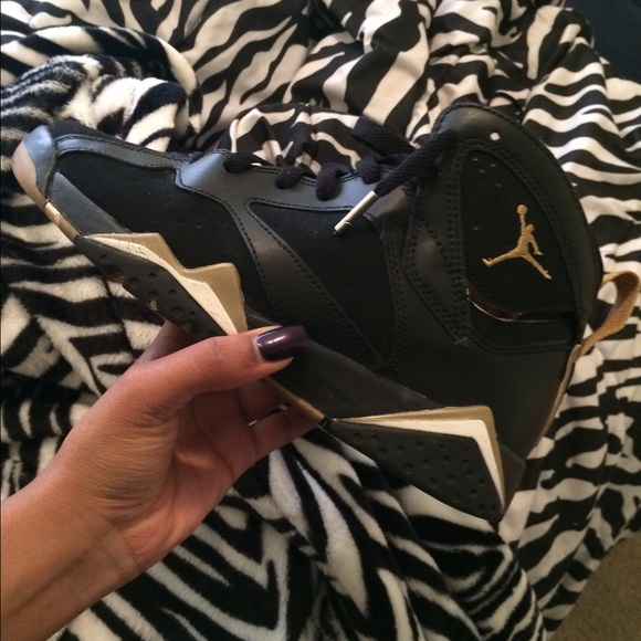Jordan Shoes - Jordan golden moment 7s