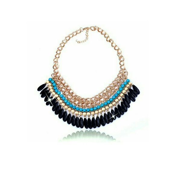 Jewelry - Final💜💜Statement necklace