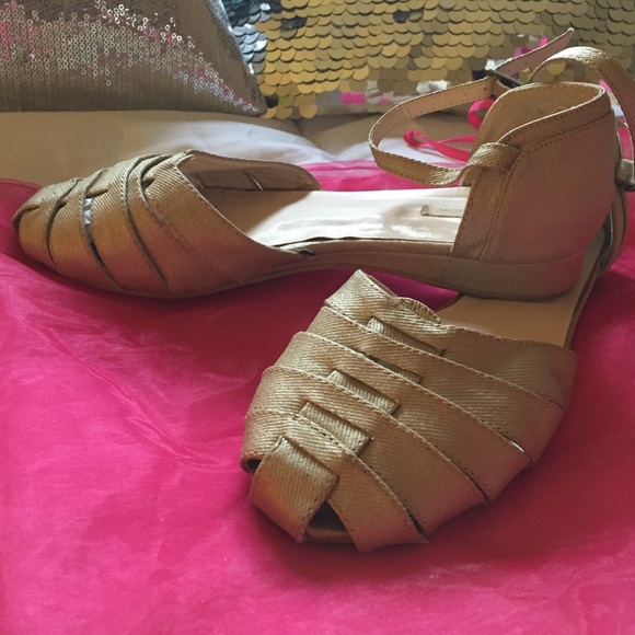SOLD! Shoes🎀 - Picture 1 of 2