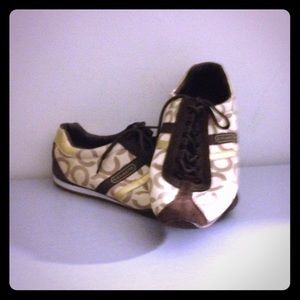 Coach shoes 10 W size