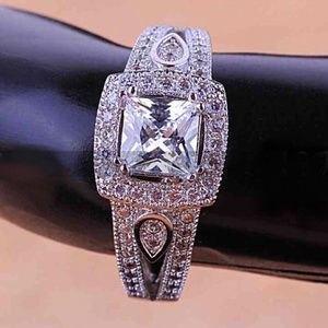 18k Platinum Plated Cubic Zirconia Ring