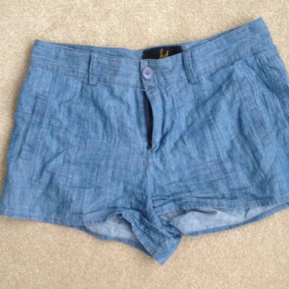BB Dakota Jean colored cotton shorts