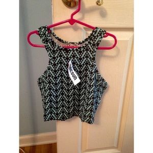 PacSun blue and black crop top