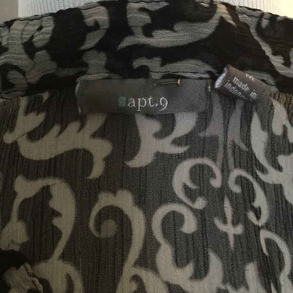 Blouse - Picture 3 of 3