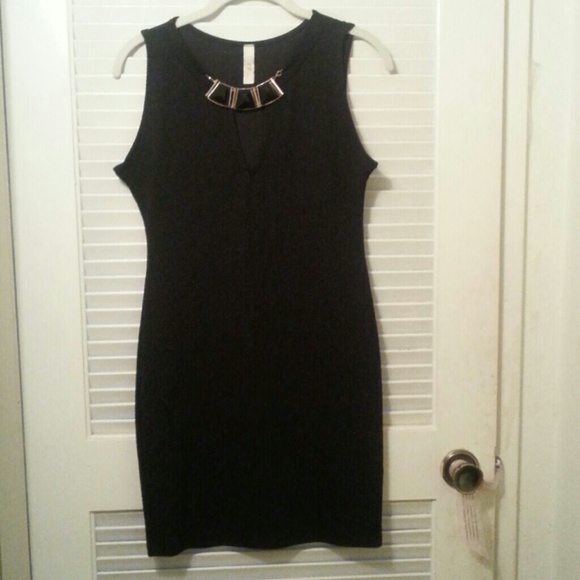 Beautiful little black dress - Picture 1 of 3