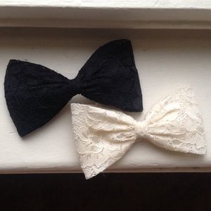 2 Icing Lace Hair Bows