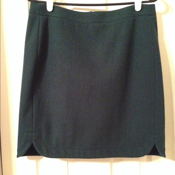 J. Crew Dresses & Skirts - J. Crew Shirttail Wool skirt