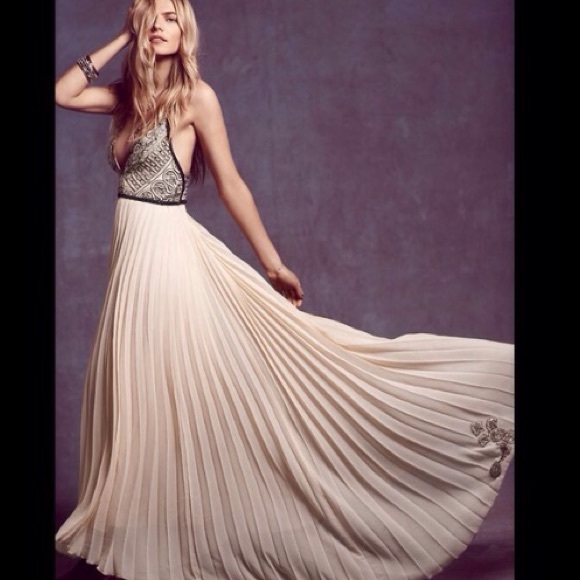 Free People Dresses & Skirts - Credit applied bell of the ball dress