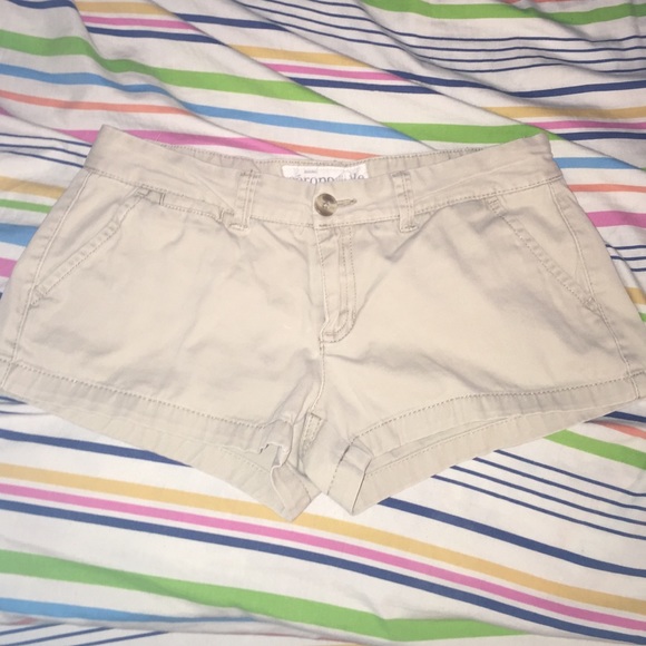 Beige Aeropostale shorts