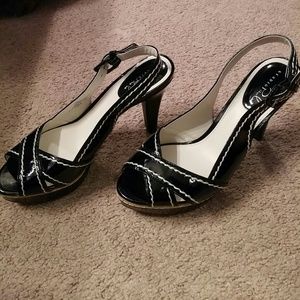 Size 7.5 black and white heels