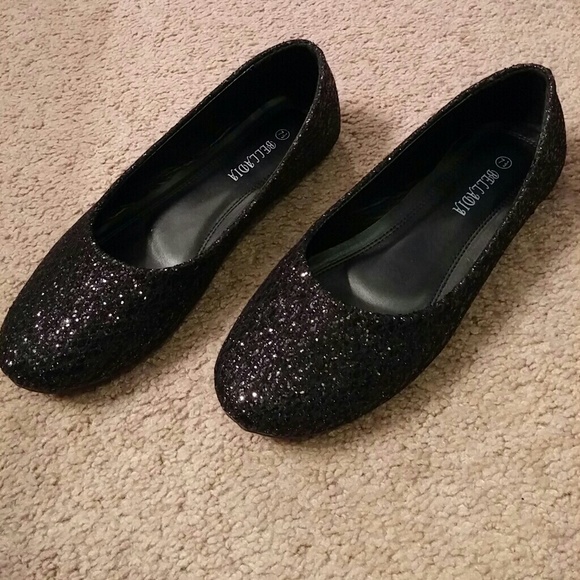 Size 7.5 black glitter flats like new