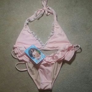 NWT ruffle bikini- cute!!