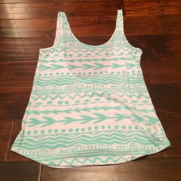 VS PINK low back tank