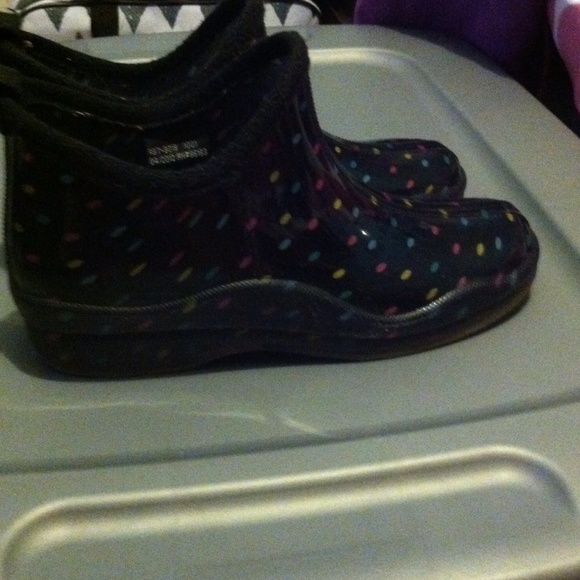 Half rain boots