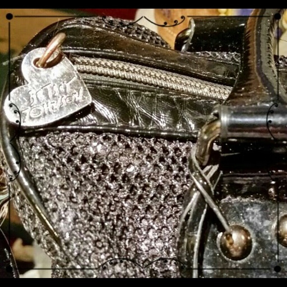 Betsey Johnson Black & Silver Bag Zipper Closure Silver Logo - Picture 3 of 6